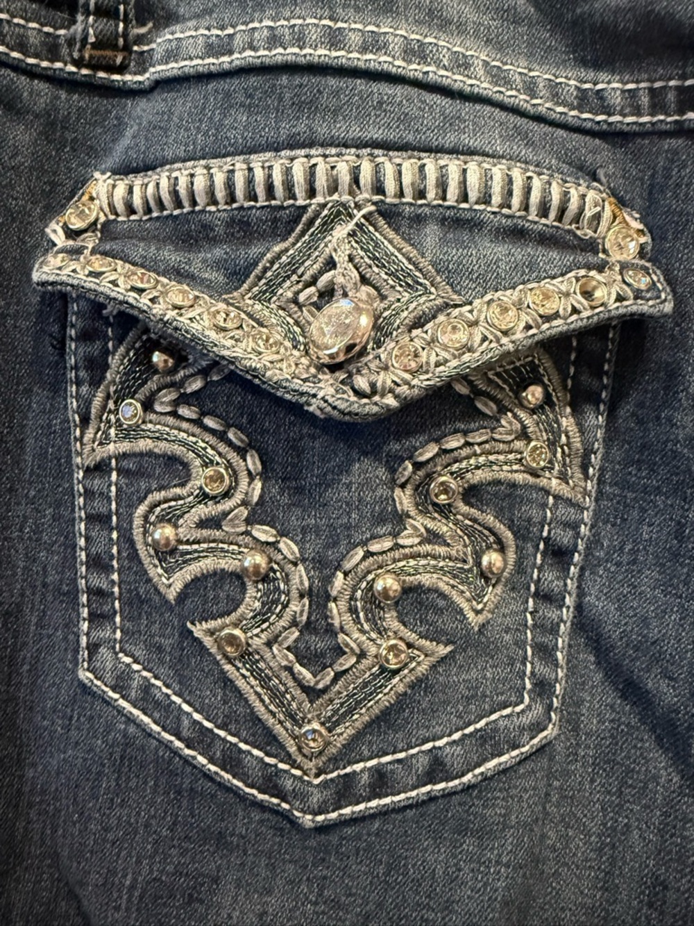 Earl Jeans Dark Blue Women's Jeans Boot Cut with Embellished Flap Pocket
